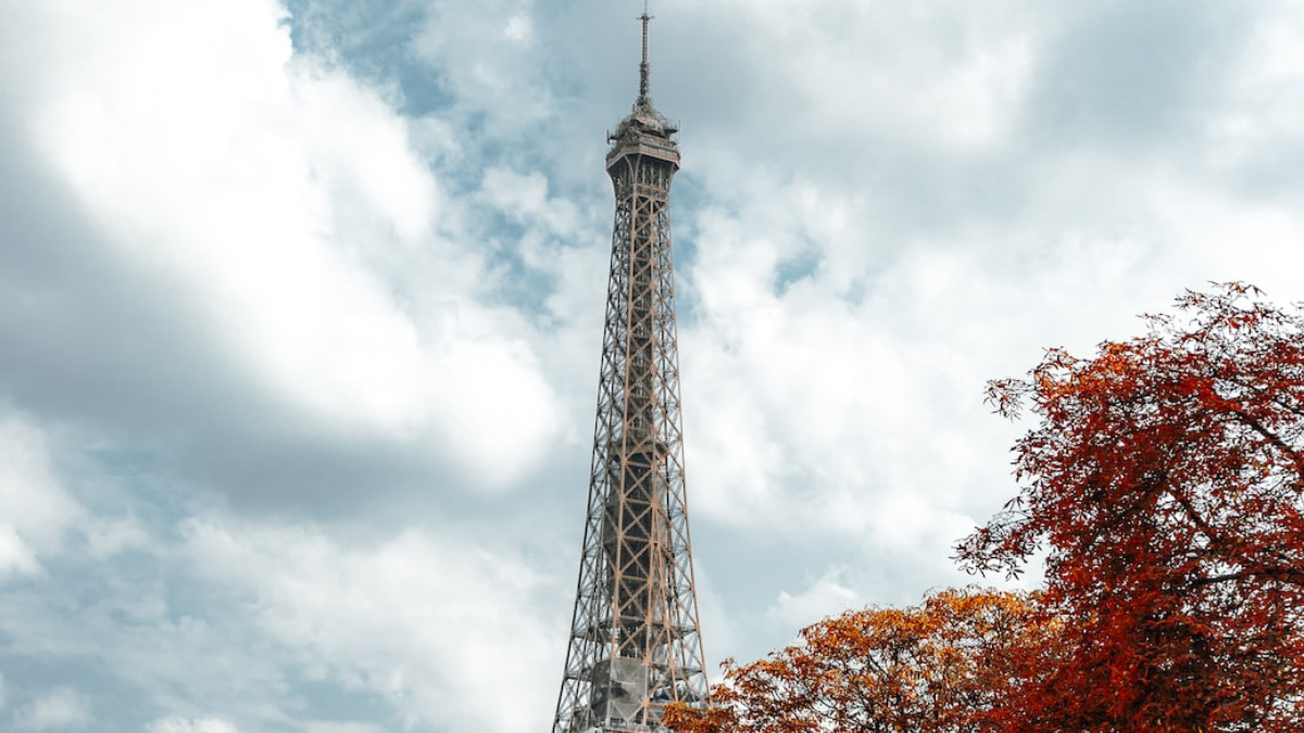 Romantic Paris in Autumn